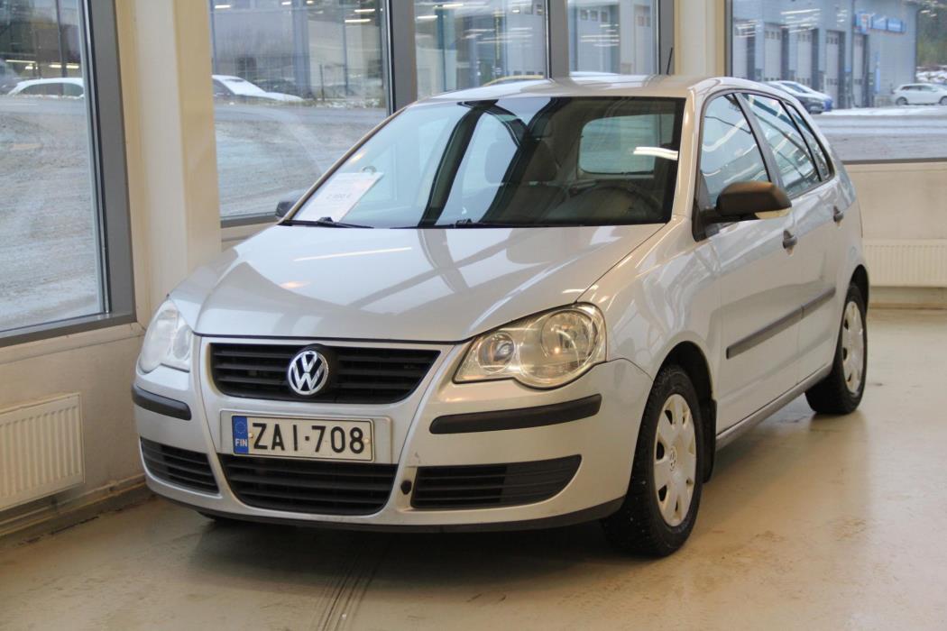 VOLKSWAGEN Polo 2005
