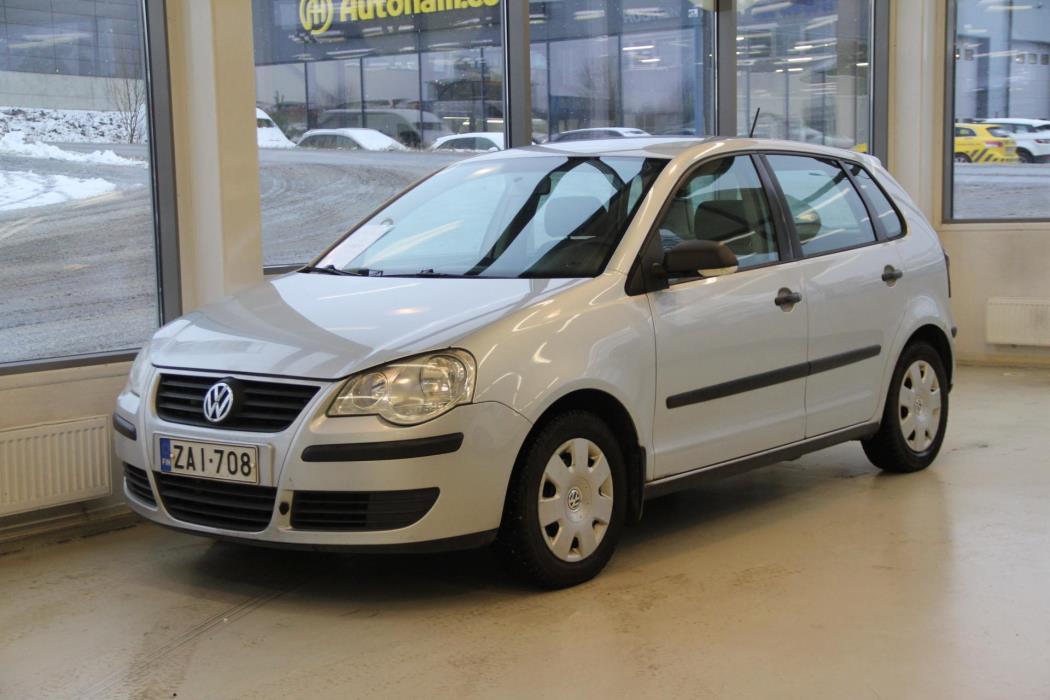 VOLKSWAGEN Polo 2005