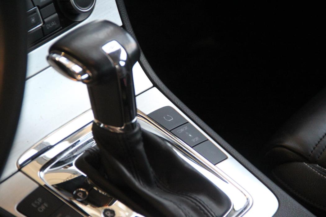 VOLKSWAGEN Passat CC 2009