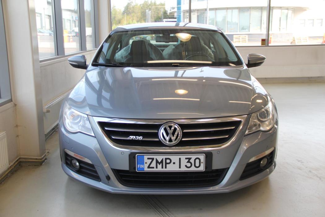 VOLKSWAGEN Passat CC 2009