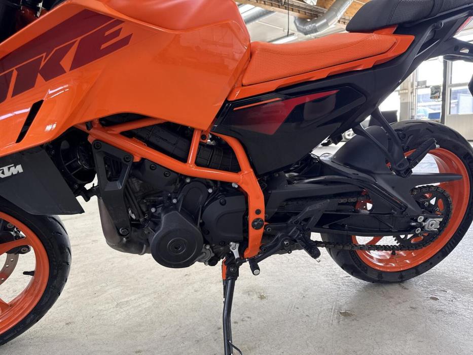 KTM 390 2024