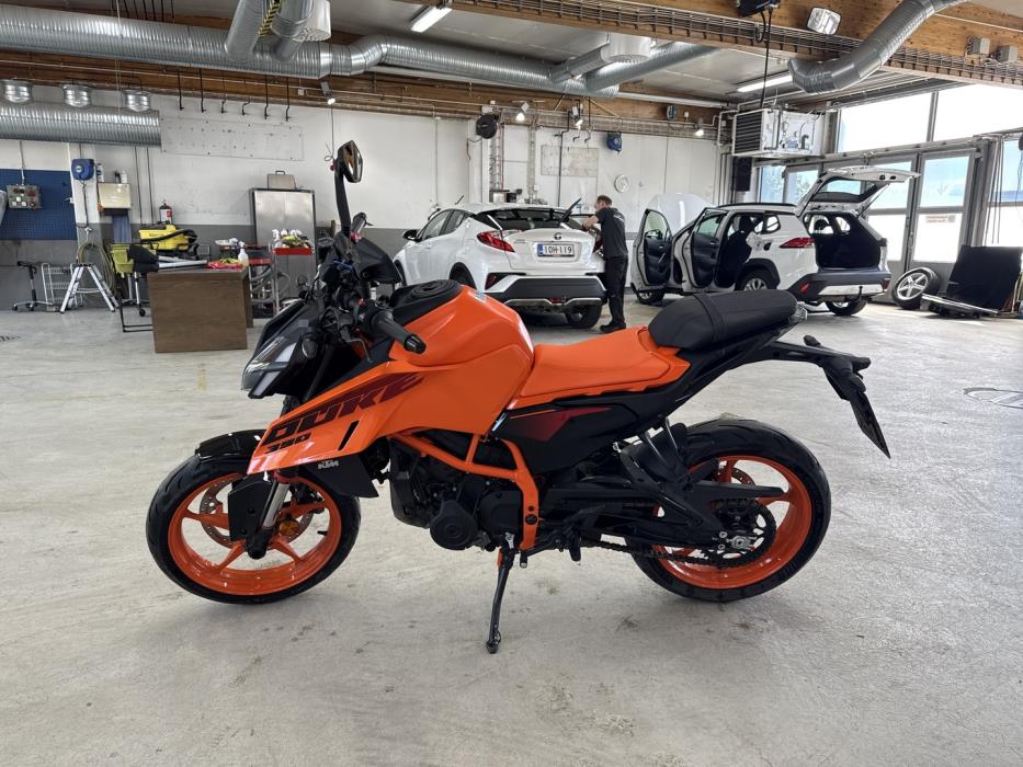 KTM 390 2024
