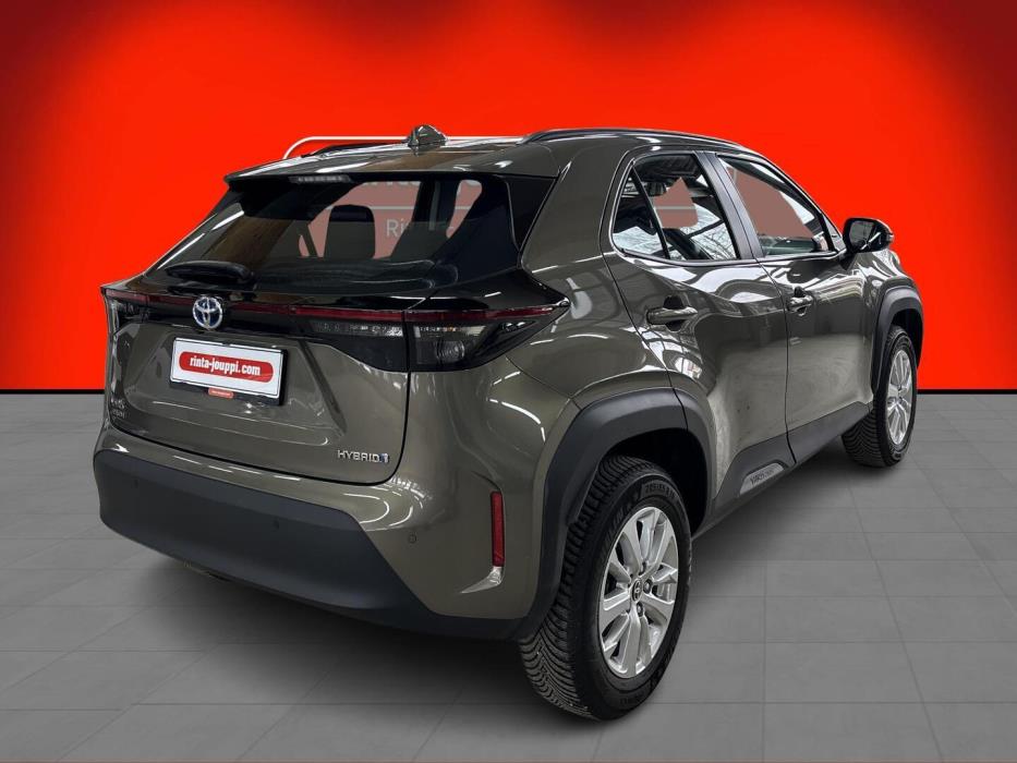 TOYOTA YARIS CROSS 2024