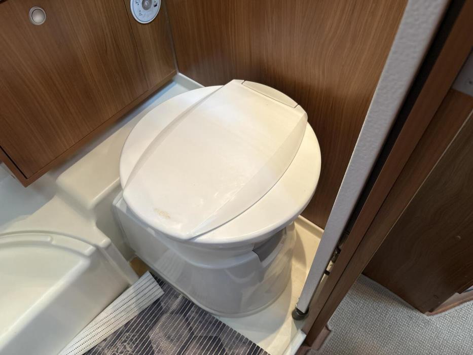 DETHLEFFS T 7013 Globeline 2010