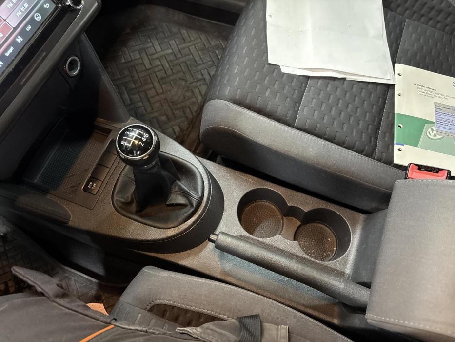VOLKSWAGEN Touran 2008