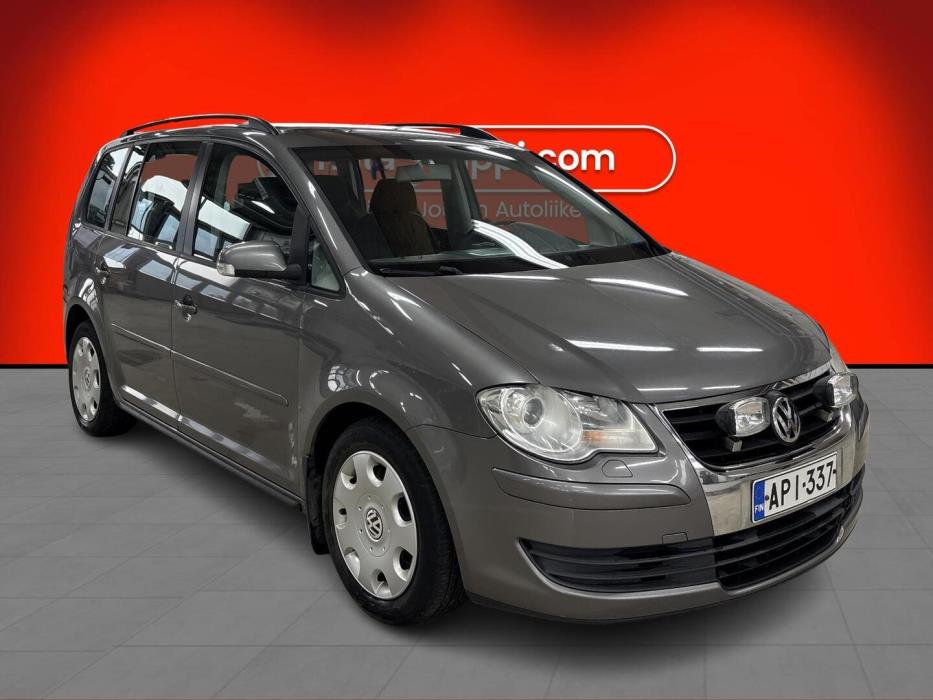 VOLKSWAGEN Touran 2008