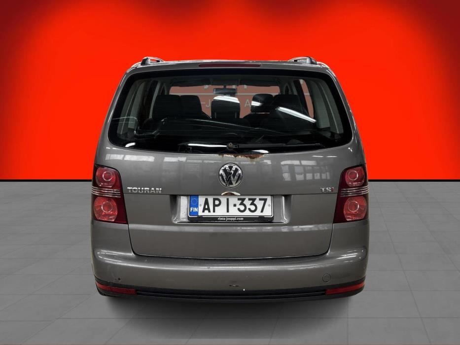 VOLKSWAGEN Touran 2008