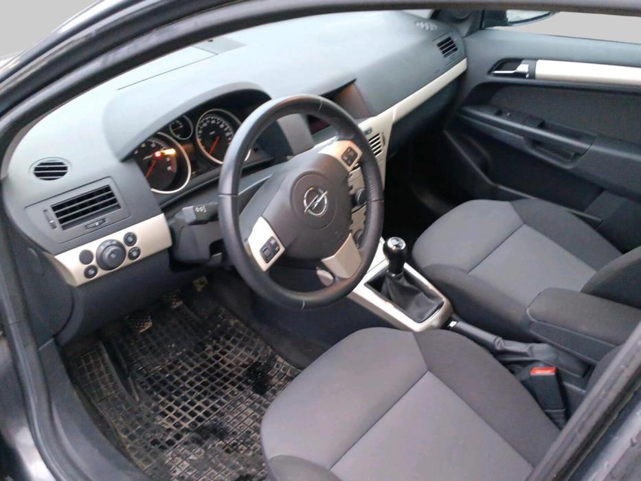 OPEL Astra 2008