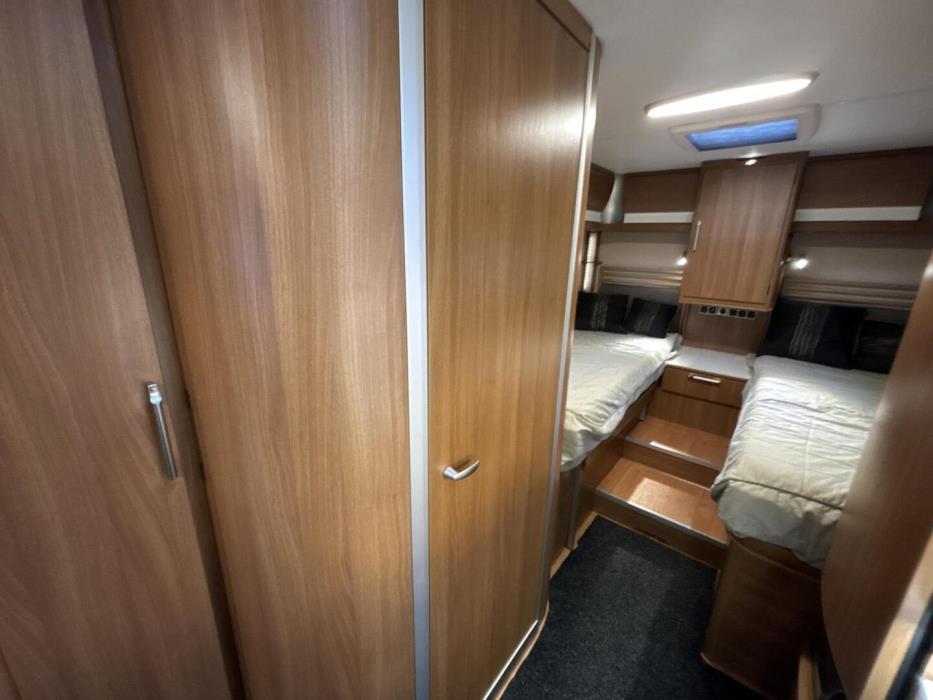 KABE Travelmaster  740 LB 2013