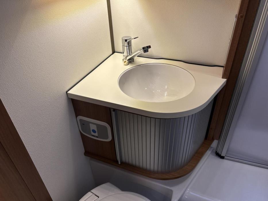 KABE Travelmaster  740 LB 2013