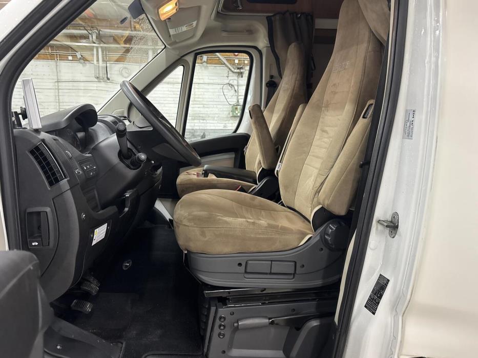 KABE Travelmaster  740 LB 2013