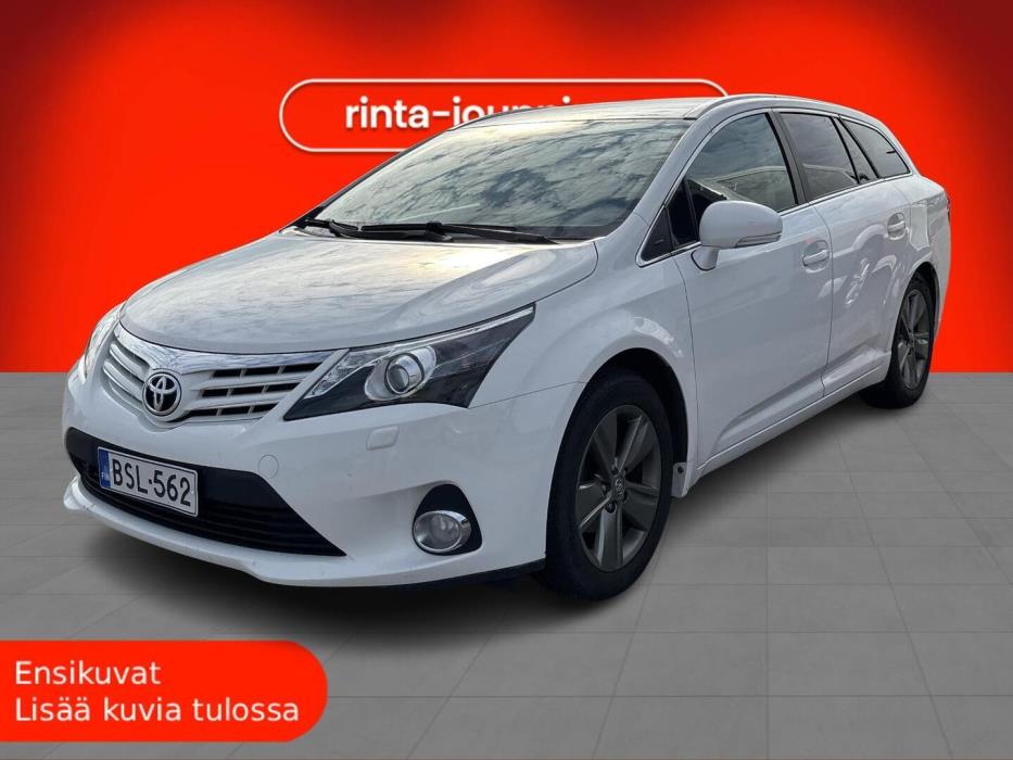 TOYOTA Avensis 2015
