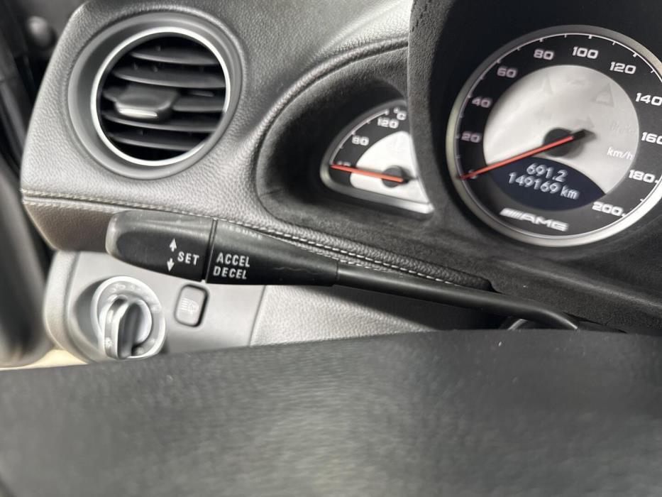 MERCEDES-BENZ SL 2004