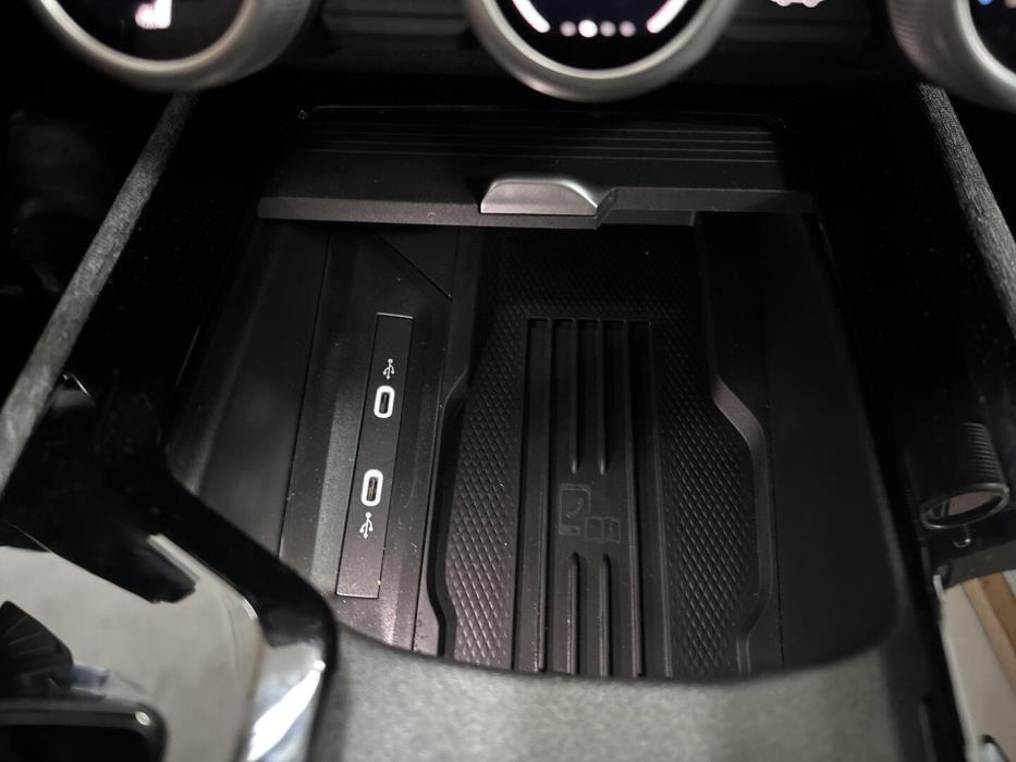 SKODA SUPERB 2024
