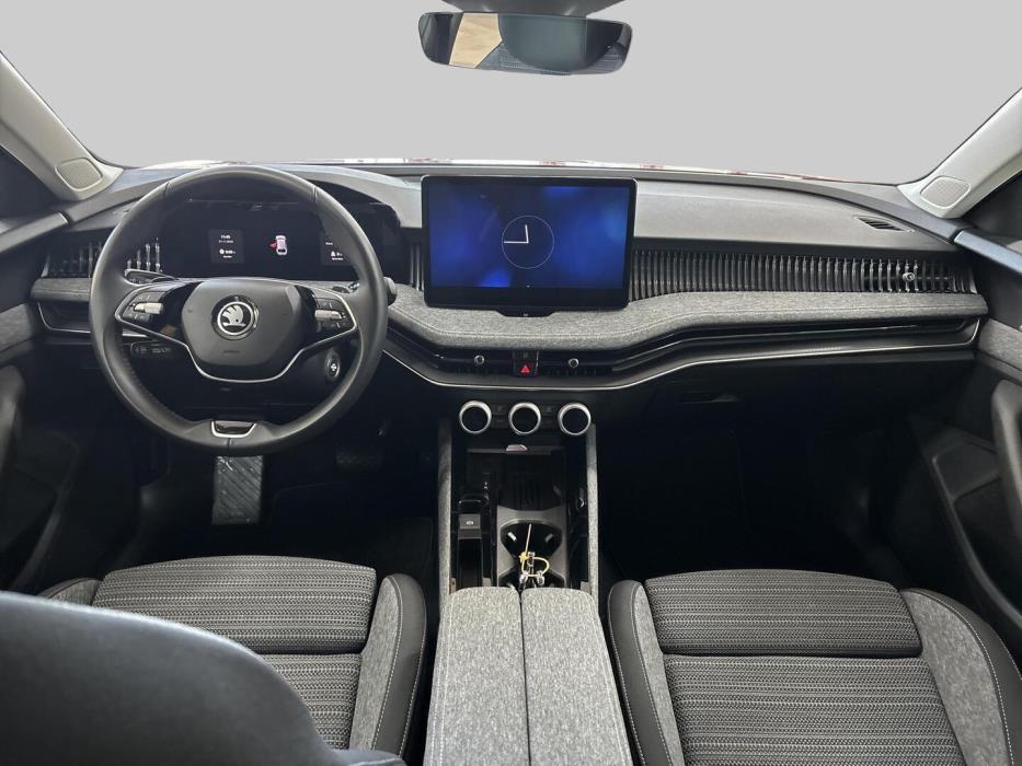 SKODA SUPERB 2024