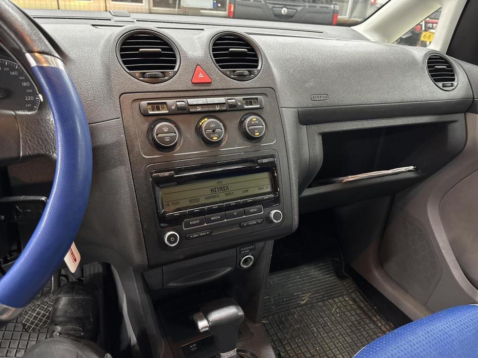 VOLKSWAGEN Caddy Maxi 2008