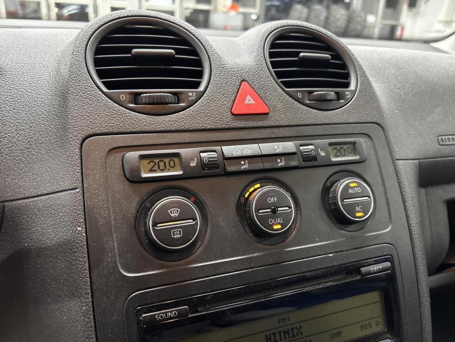 VOLKSWAGEN Caddy Maxi 2008