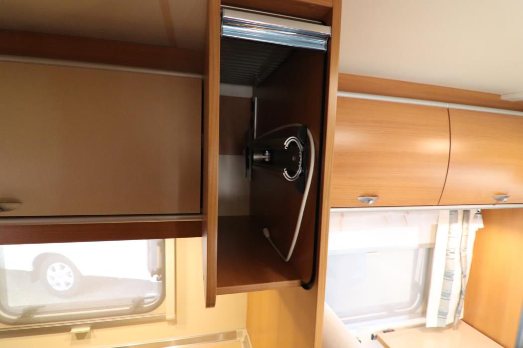 BÜRSTNER T 660 Nexxo 2011