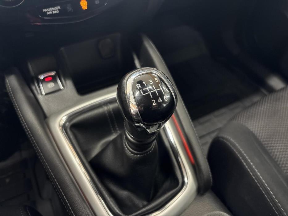 NISSAN Qashqai 2015