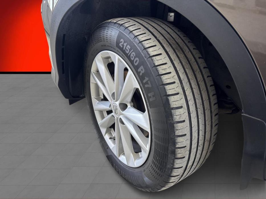 NISSAN Qashqai 2015