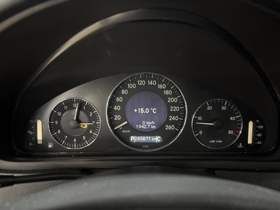 MERCEDES-BENZ CLK 2004