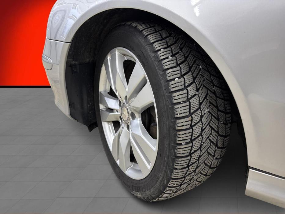 MERCEDES-BENZ CLK 2004