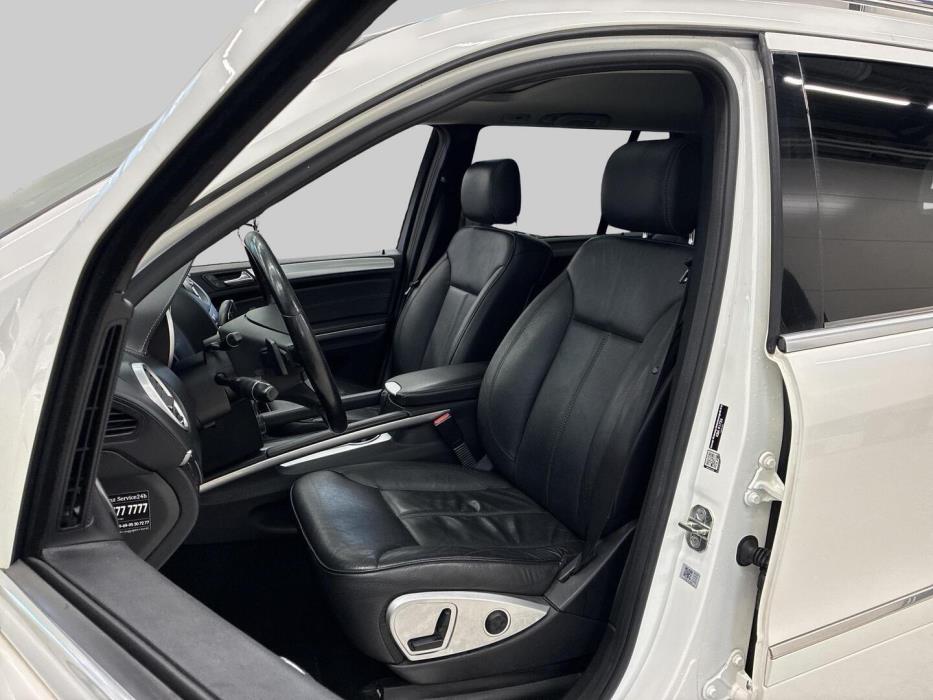 MERCEDES-BENZ GL 2011