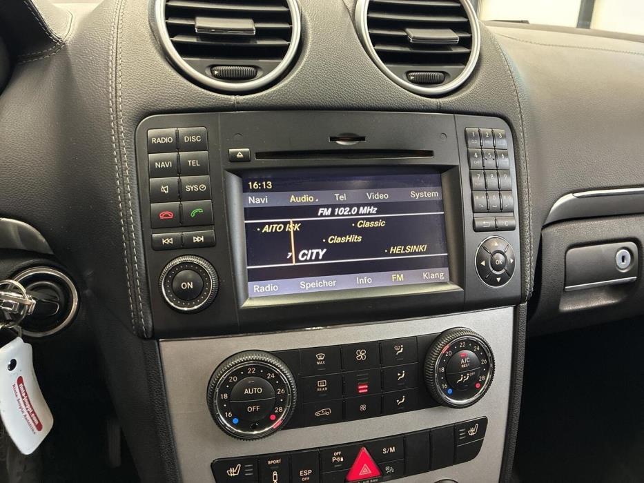 MERCEDES-BENZ GL 2011