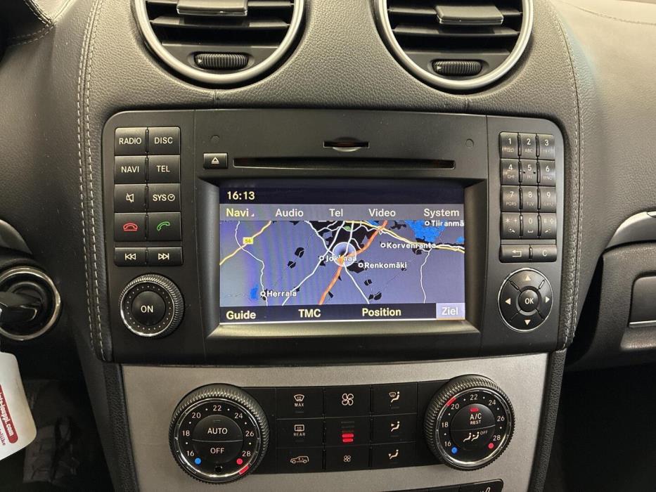 MERCEDES-BENZ GL 2011