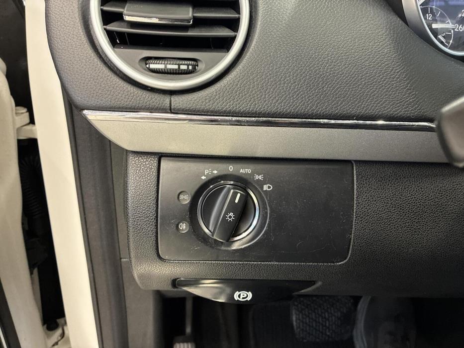 MERCEDES-BENZ GL 2011