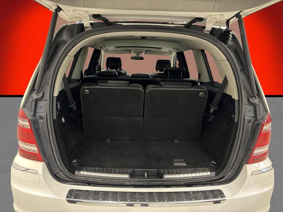 MERCEDES-BENZ GL 2011