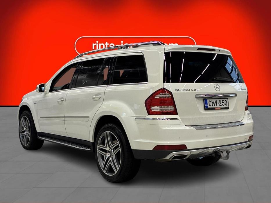 MERCEDES-BENZ GL 2011