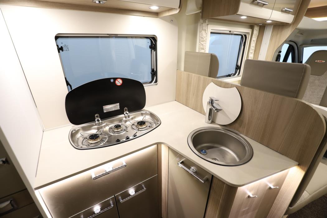 LMC ELEMENT T638 2021