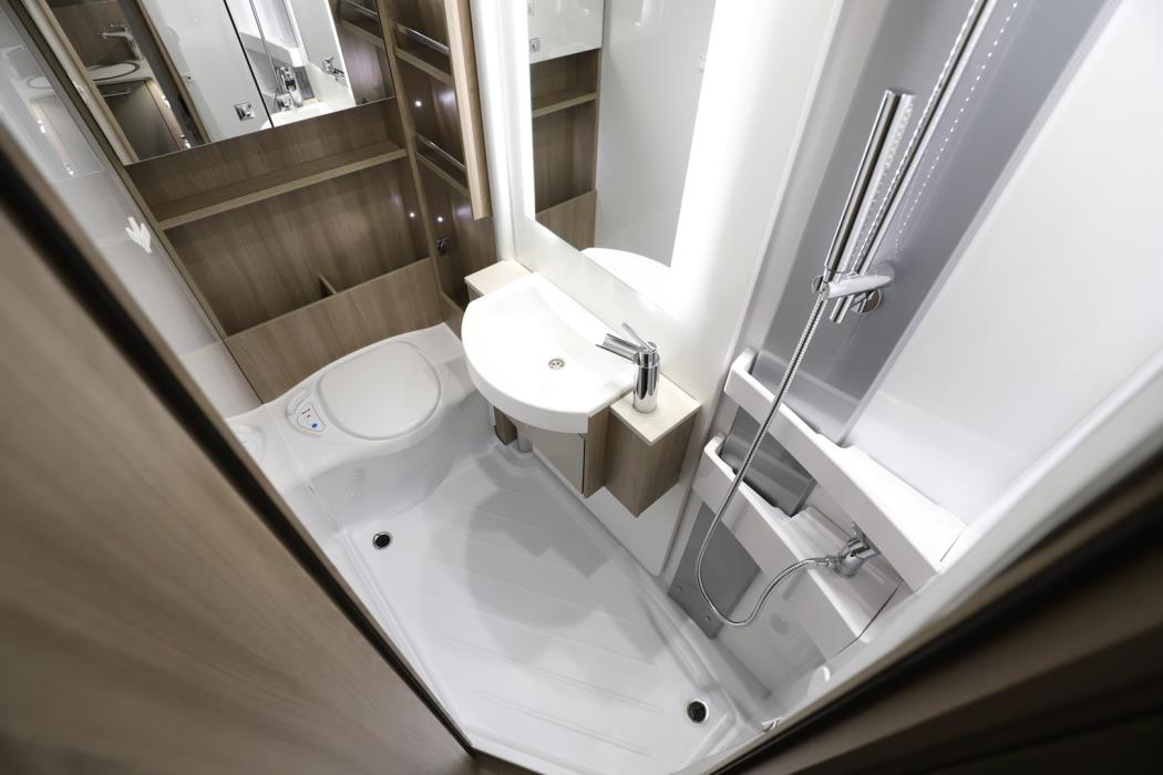 LMC ELEMENT T638 2021