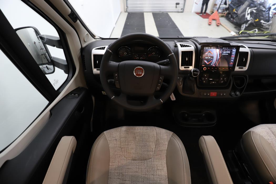 LMC ELEMENT T638 2021