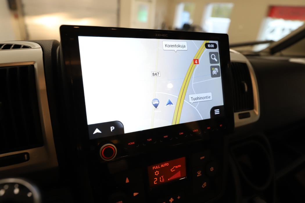 LMC ELEMENT T638 2021