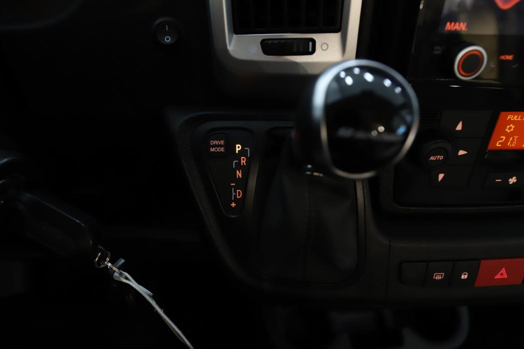 LMC ELEMENT T638 2021