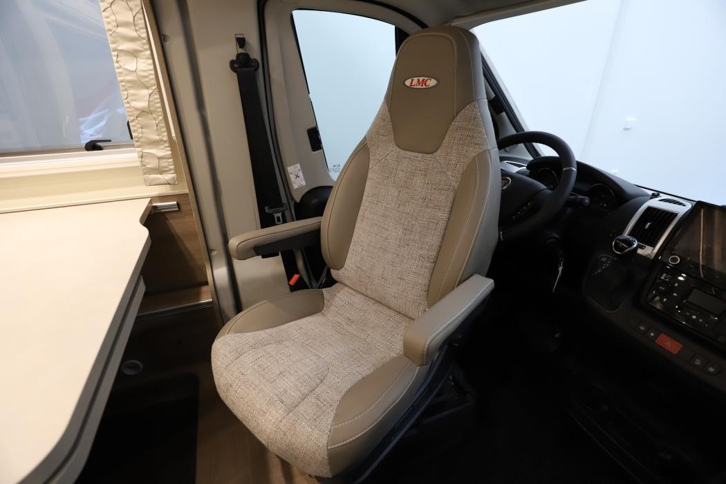 LMC ELEMENT T638 2021