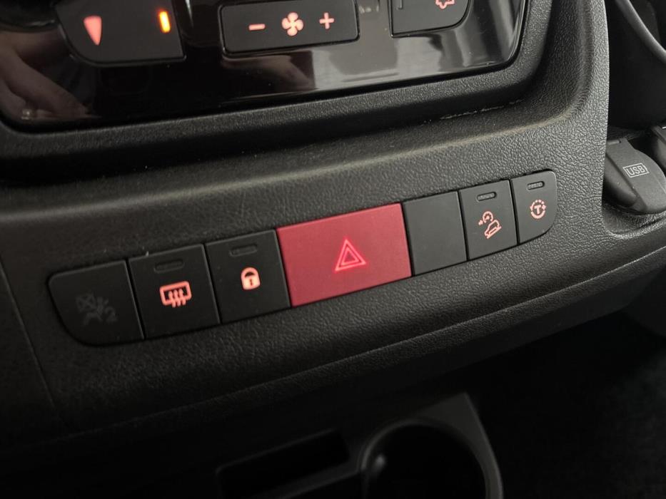 LMC ELEMENT T638 2021
