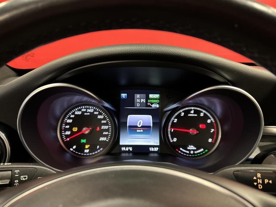 MERCEDES-BENZ C 2015