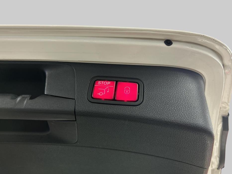 MERCEDES-BENZ C 2015