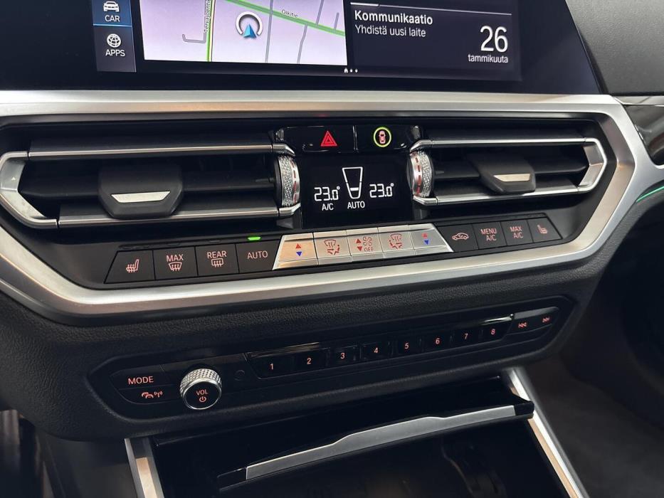 BMW 330 2020