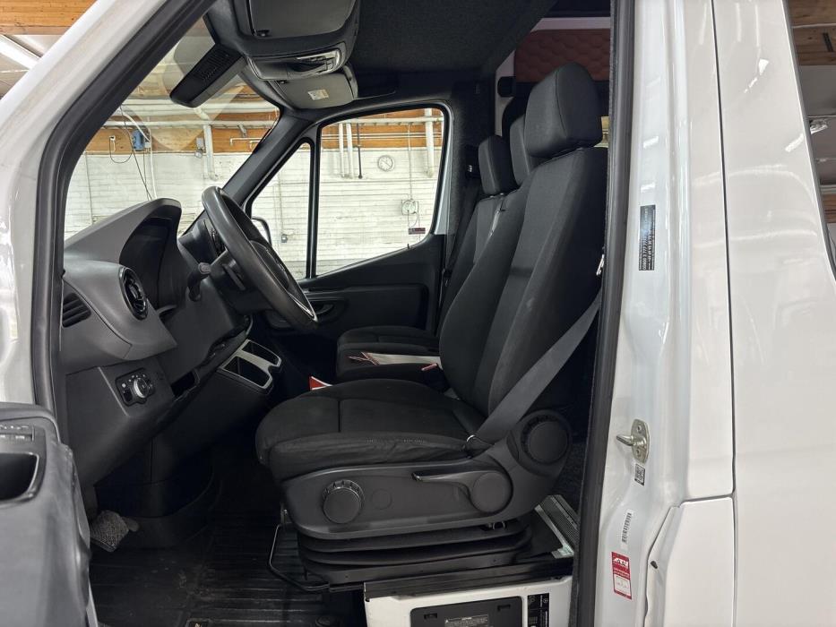 MERCEDES-BENZ Sprinter 2020