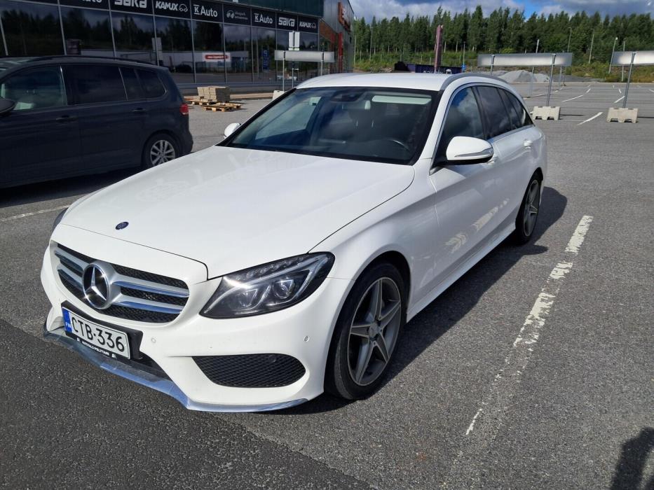 MERCEDES-BENZ C 2015