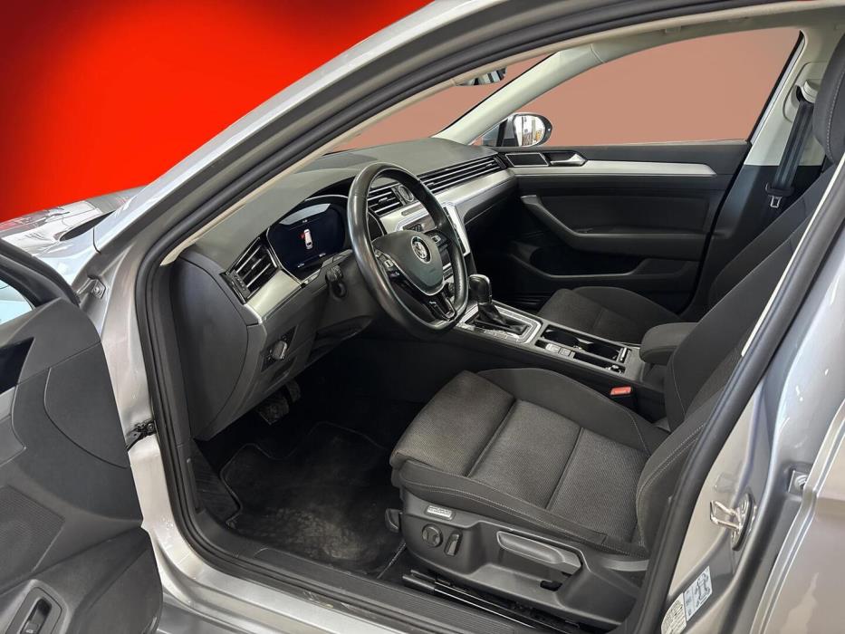 VOLKSWAGEN PASSAT 2019