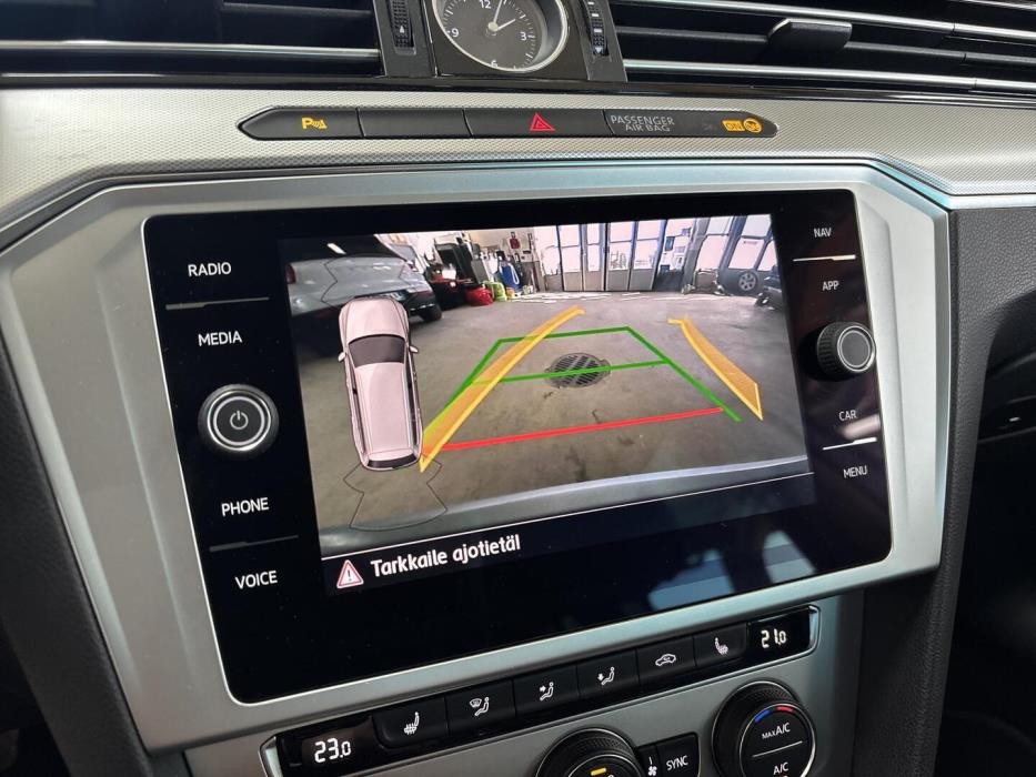 VOLKSWAGEN PASSAT 2019