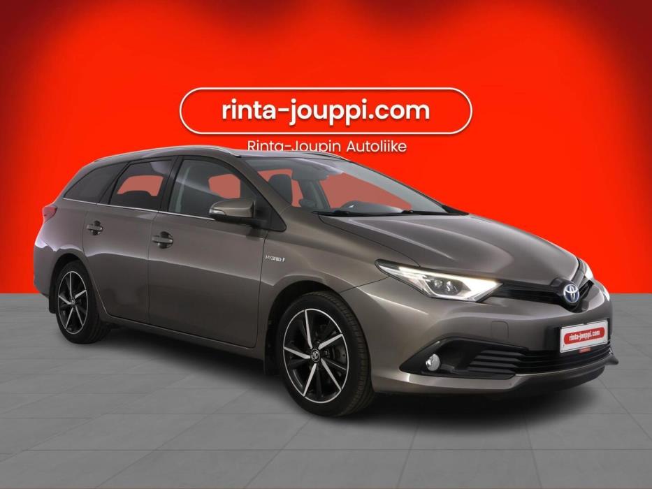 TOYOTA AURIS 2018