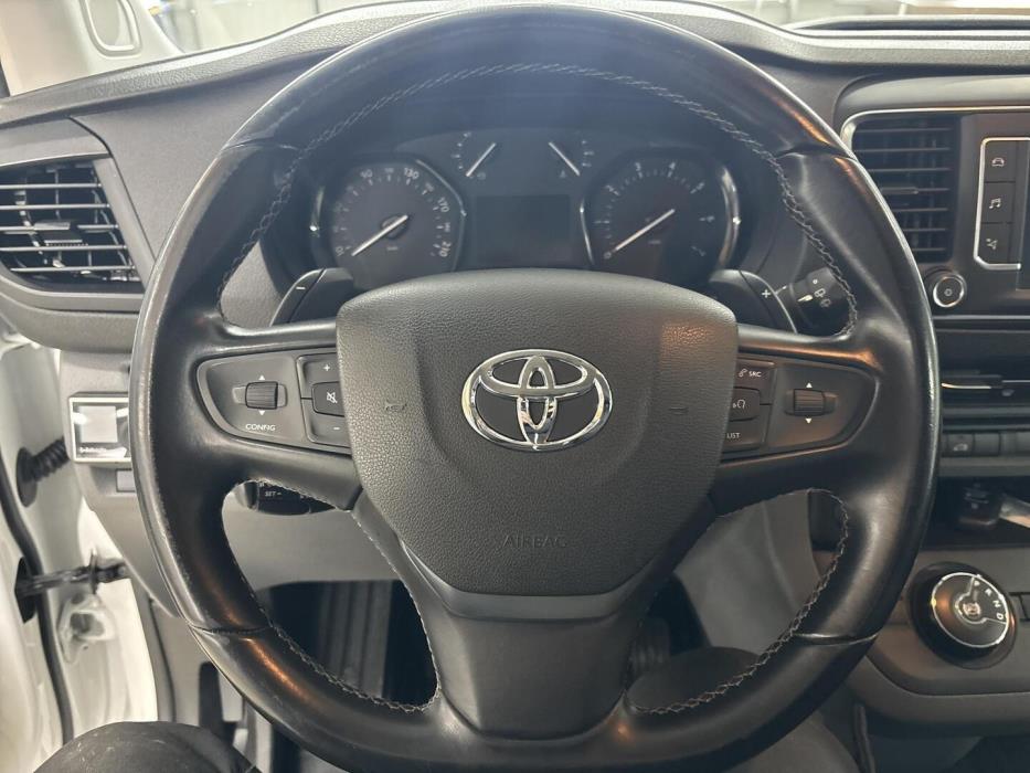 TOYOTA Proace 2020