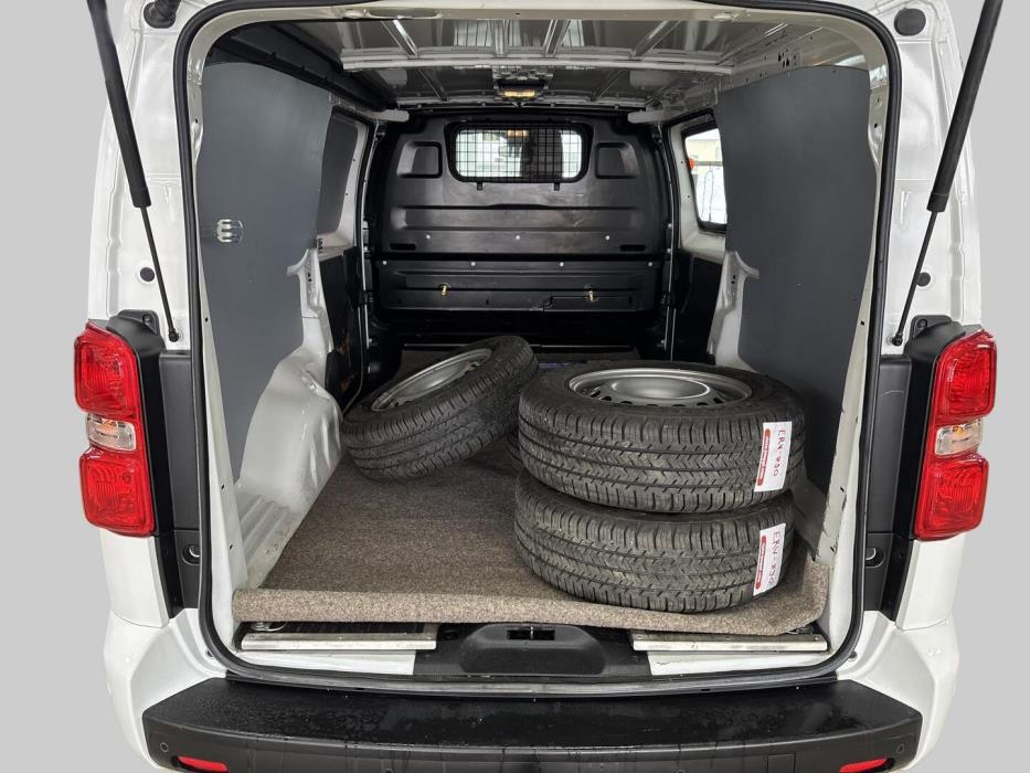 TOYOTA Proace 2020