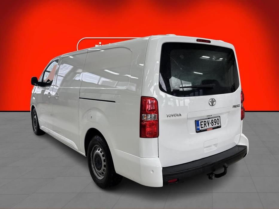 TOYOTA Proace 2020